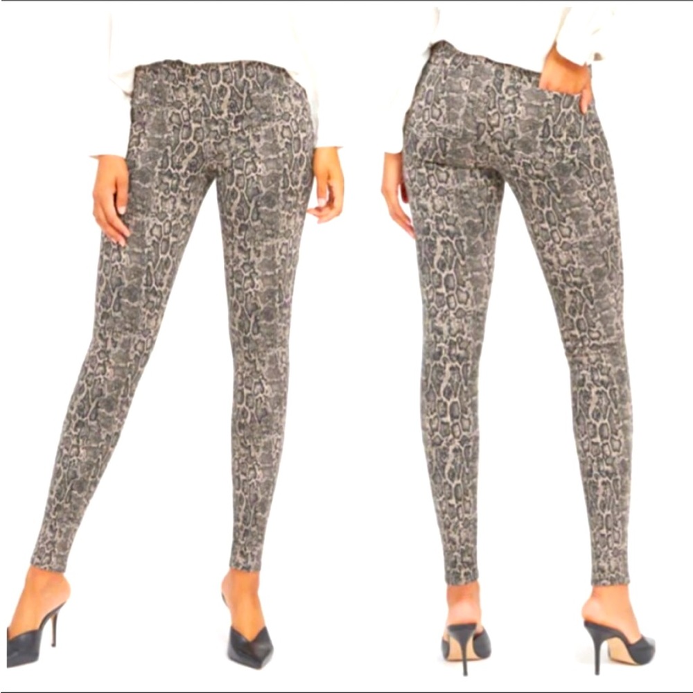 Spanx Animal Print Capris Pants